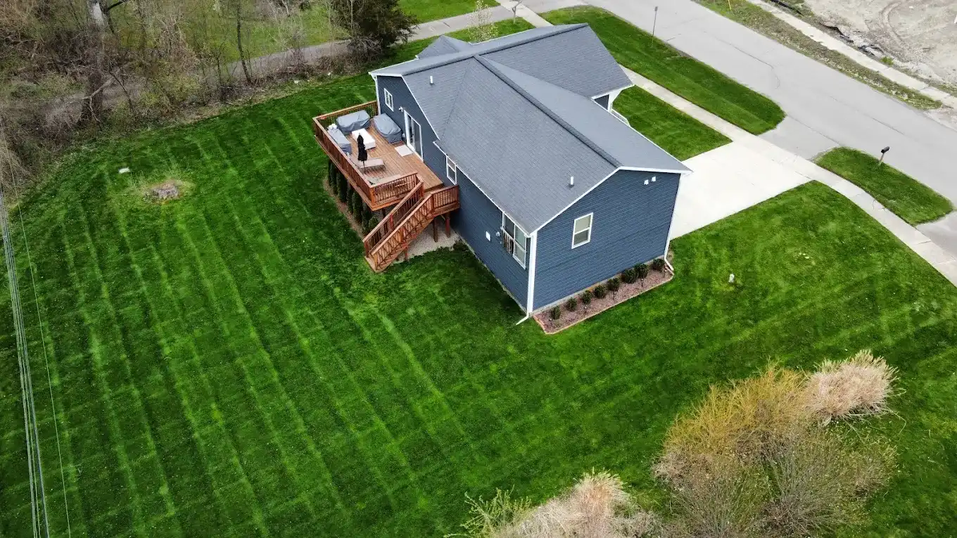 Lawn care service in Rochester Hills, MI